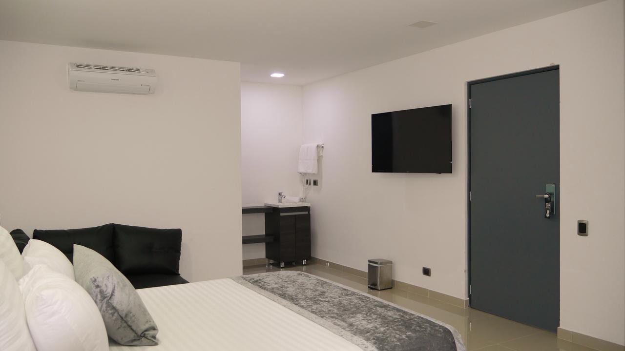 Calle 10 Express Hotel Medellin Exterior photo
